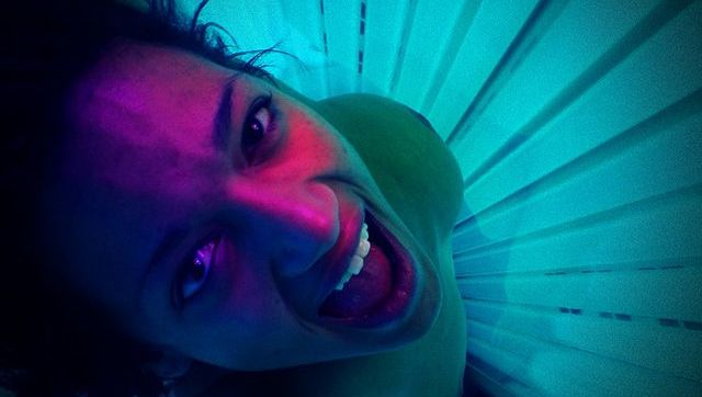 stand up tanning bed tips